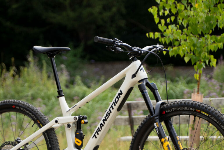 Switchgrade with saddle tilted backwards.