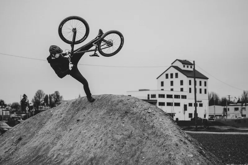 Transition TBC Classic MTB Hoodie Black-3