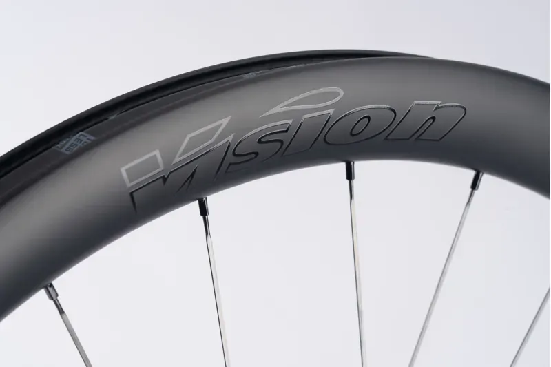 Vision SC 45 i30 Service Course Disc Carbon Road Gravel Wheelset tubeless ready-3
