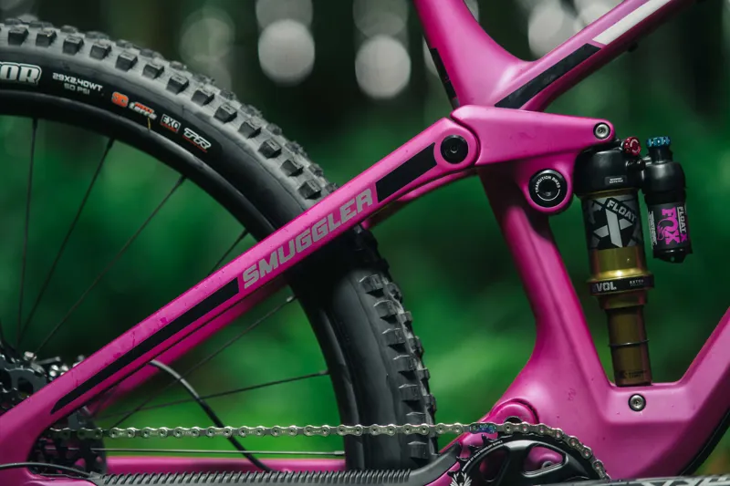 Transition Smuggler Carbon MTB Complete Bike GX AXS Orchid-3