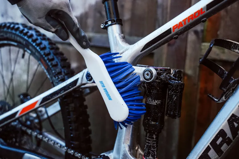 Morgan Blue Cycle Frame/Wheel Cleaning Brush-3