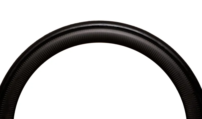 Hutchinson Challenger Road Endurance Tyre Black 700 x 25 x 28 x 30 Tube Type-2