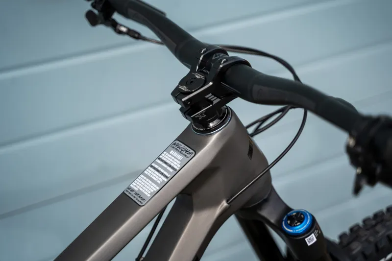 Transition Sentinel Carbon 2023 Large GX Black Powder Ex-Display-9