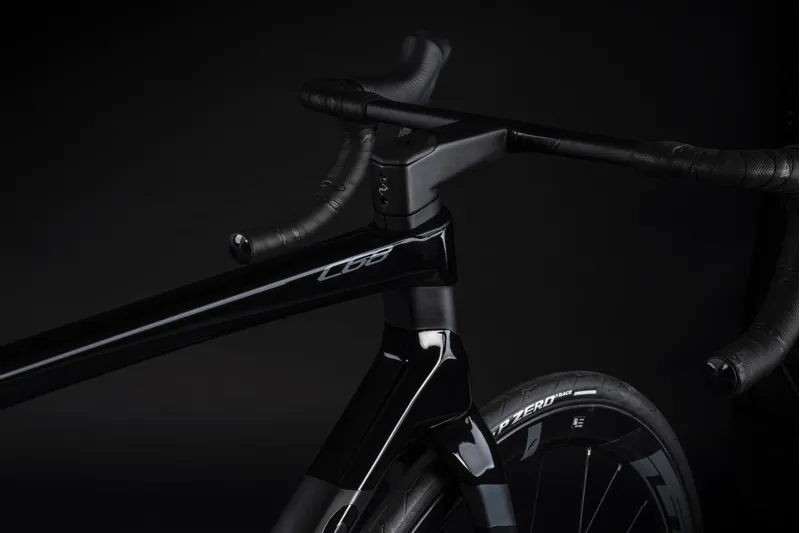 Colnago C68R Disc Carbon Road Bike Shimano D/A Di2 12 Spd HRBK-11