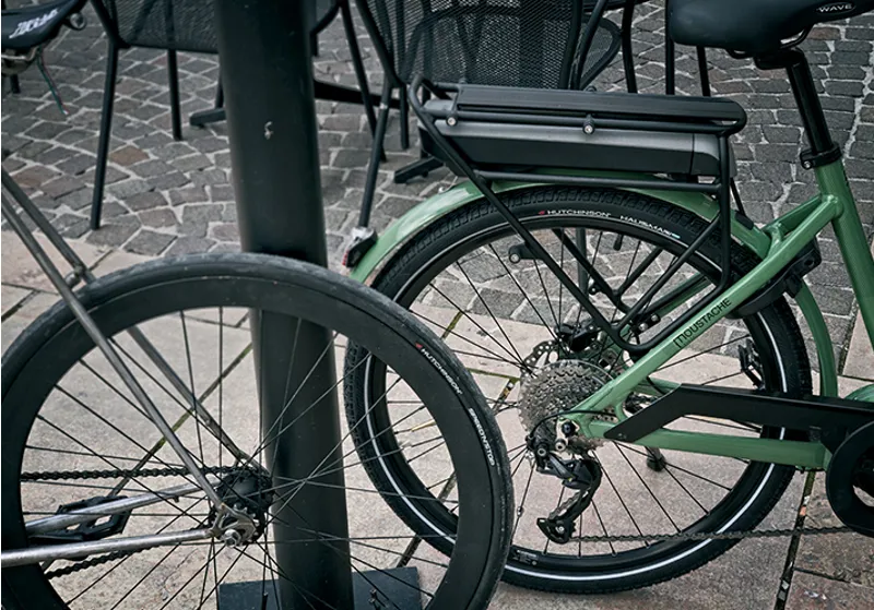 Hutchinson Haussmann City Tyre 700 Black-3