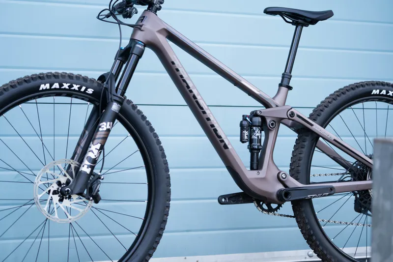 Transition Smuggler Carbon Medium GX Espresso Ex Demo