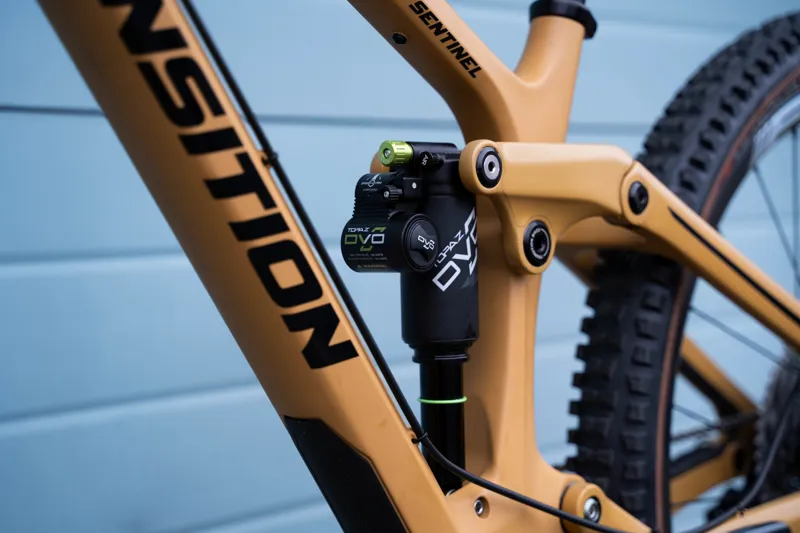 Transition Sentinel Carbon 2021 Medium Loam Gold Ex-Staff Bike-10