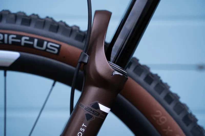 Transition Sentinel Carbon 2021 Medium Loam Gold Ex-Staff Bike-11