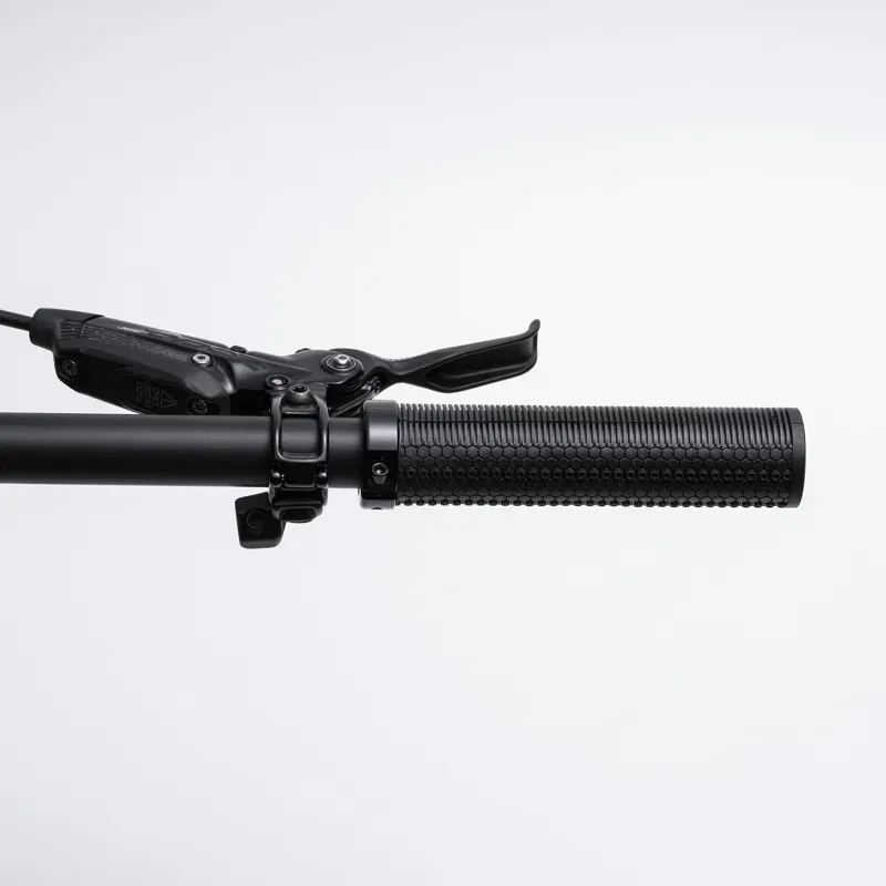 Fabric FunGuy Lock On MTB Handlebar Grips Black FHG-02 -2