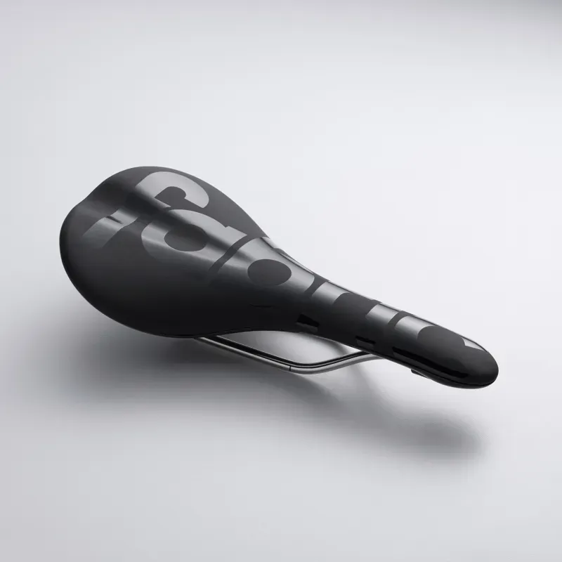 Fabric Scoop Elite Flat Road Bike Saddle with CroMo Rails Black FSD-11-1