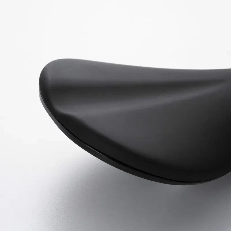 Fabric Scoop Elite Flat Road Bike Saddle with Ti Rails Black FSD-11-2