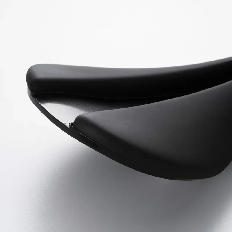 Fabric Line Elite Shallow Road Bike Saddle with CrMo Rails Black FSD-21-2