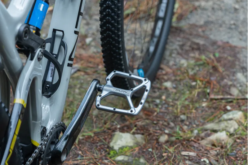 Funn Python 2 Alloy MTB Flat Pedals With Long Adjustable Pins Grey-9