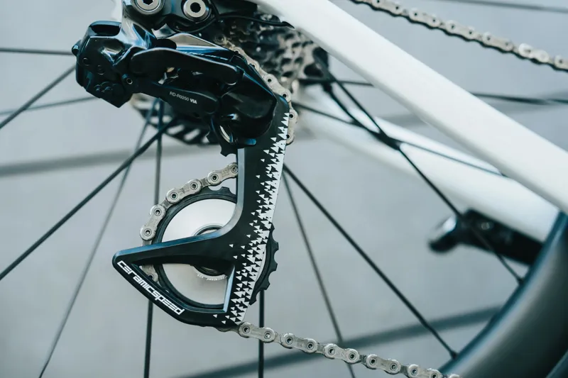 CeramicSpeed OSPW RS Alpha Disc Shimano 9250/1850 Pulley Wheels Argent Special Edition Silver-1