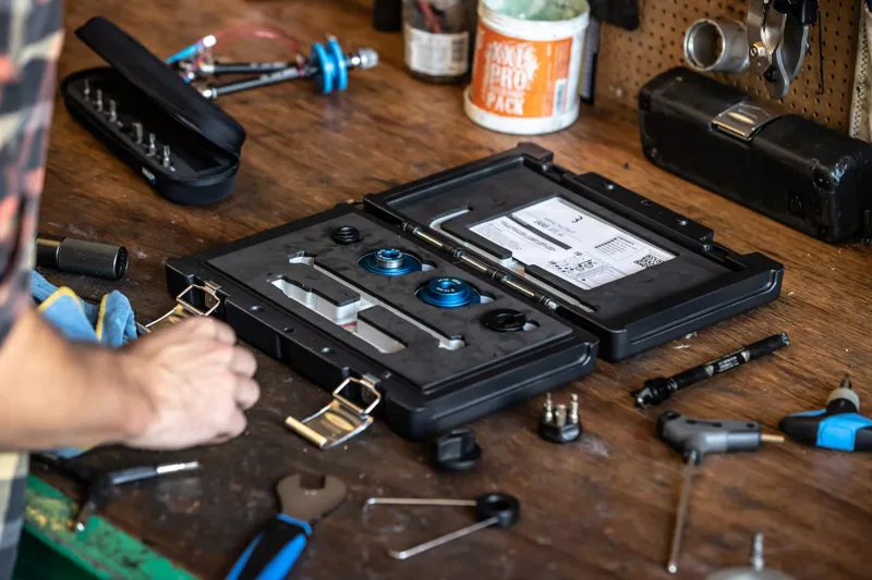 BBB BracketKit Bottom Bracket Bearing Press Tool Set Black Blue BTL-95-2