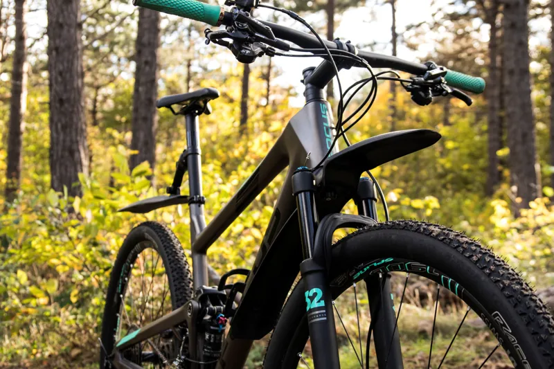 BBB GrandProtect Front Fender/Mudguard Black for 27.5/29 BFD-16F-2