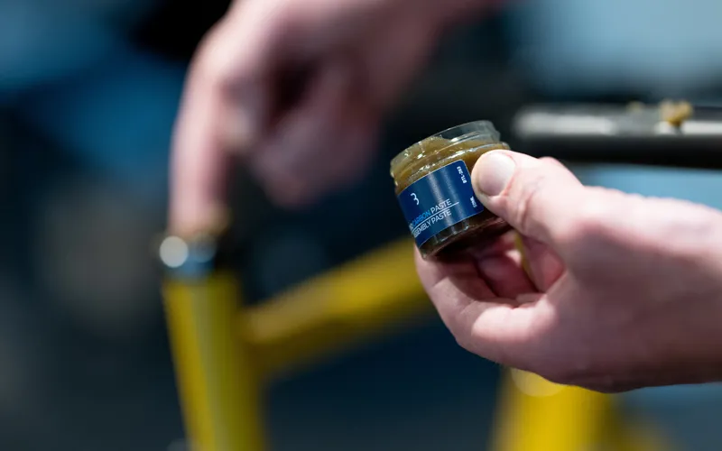 BBB BioCarbonPaste Cycle Assembly Paste Eco-Friendly 50ml BTL-263-5