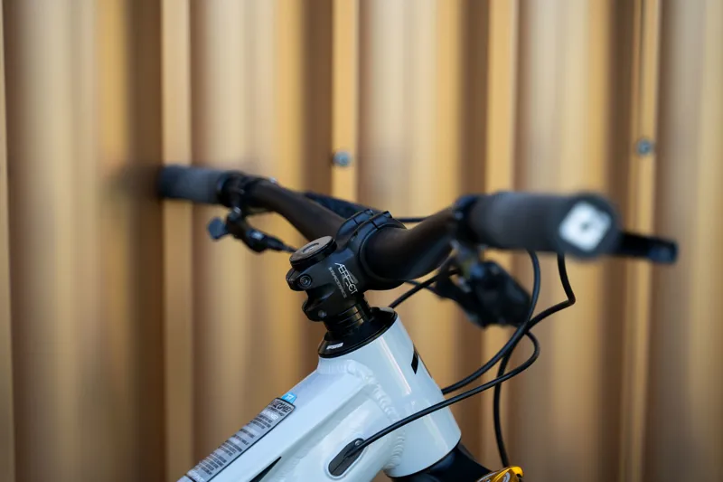 Transition Spire Alloy Medium NX Hint Of Blue Ex-Demo-7