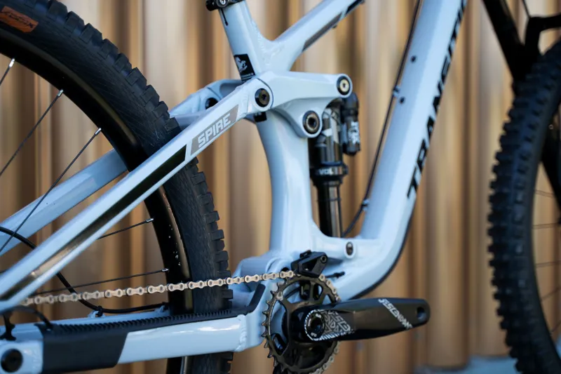 Transition Spire Alloy Medium NX Hint Of Blue Ex-Demo-9