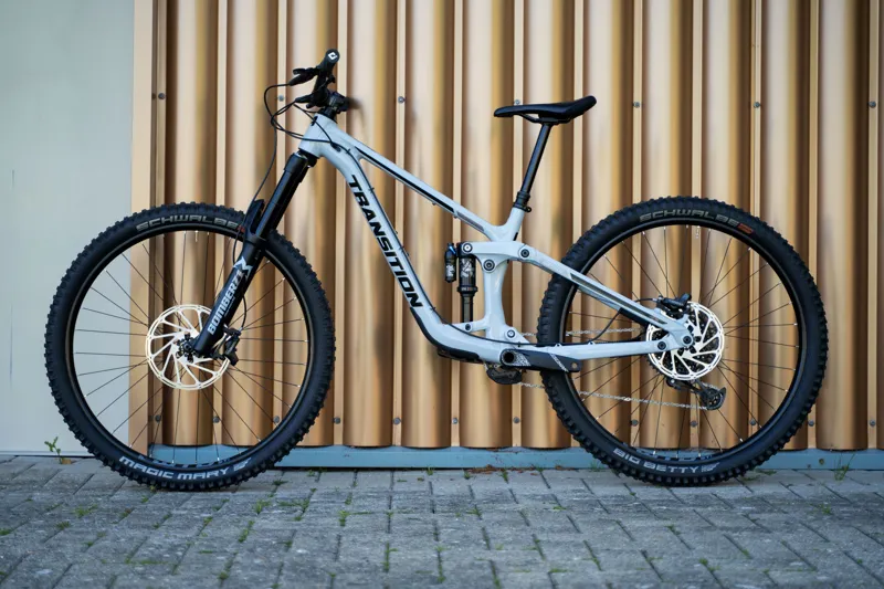 Transition Spire Alloy Medium NX Hint Of Blue Ex-Demo-2