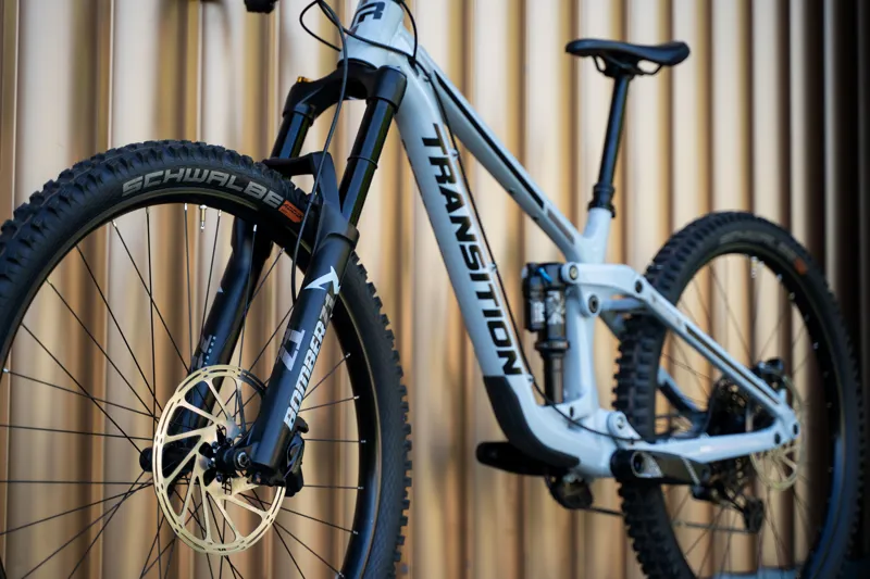 Transition Spire Alloy Medium NX Hint Of Blue Ex-Demo-3