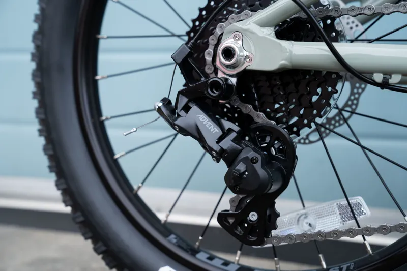 Prevelo Zulu 3 20 inch Kids Bike GoGo Grey Ex-Display with Mismatched Tyres-4