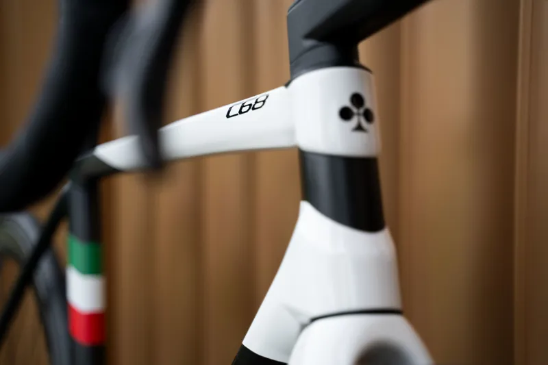 Colnago C68 Road Black/White HRWH Campagnolo Super Record Size 510 Used Ex-Demo Bike-4