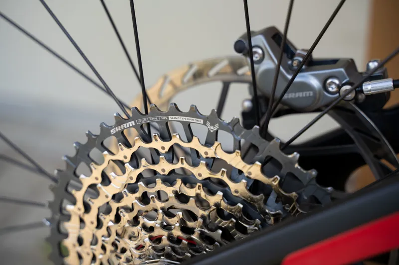 Transition Repeater PT Powertrain Carbon Medium GX AXS Bonfire Red e-Bike-10