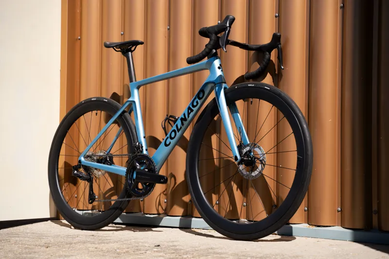 Colnago V4 Disc 2025 Complete Road Bike SC45 Wheels Ultegra Di2 12s