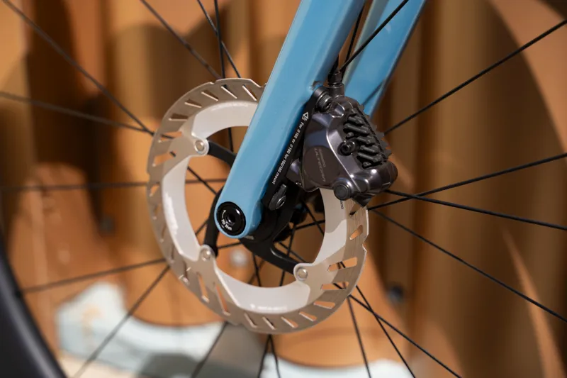 Colnago V4 Disc 2025 Complete Road Bike SC45 Wheels Ultegra Di2 12s-11