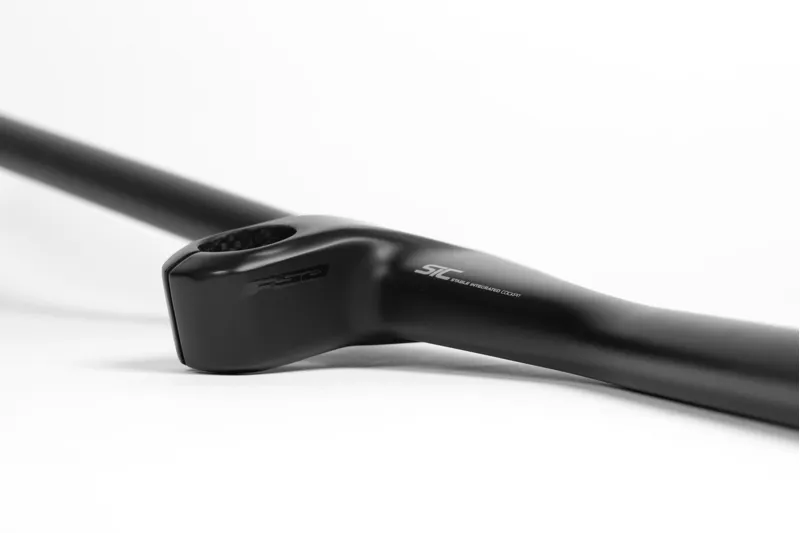 FSA NS SIC Integrated Carbon MTB Handlebar and Stem 760mm-4