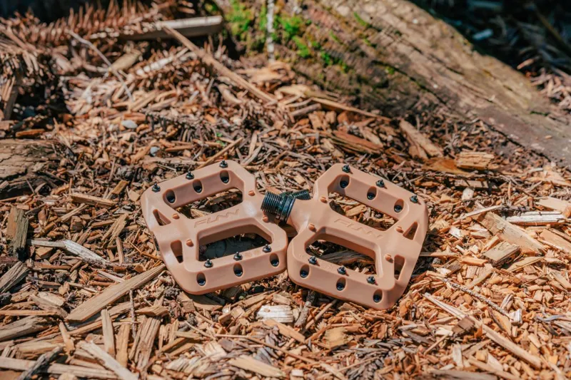 Funn Taipan S MTB Flat Platform Pedals for Smaller Feet Brown-2