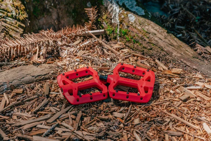 Funn Taipan MTB Enduro Trail XC Flat Pedals GRP Red-2
