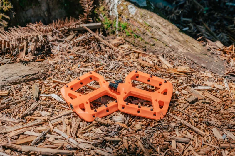 Funn Taipan MTB Enduro Trail XC Flat Pedals GRP Orange-2