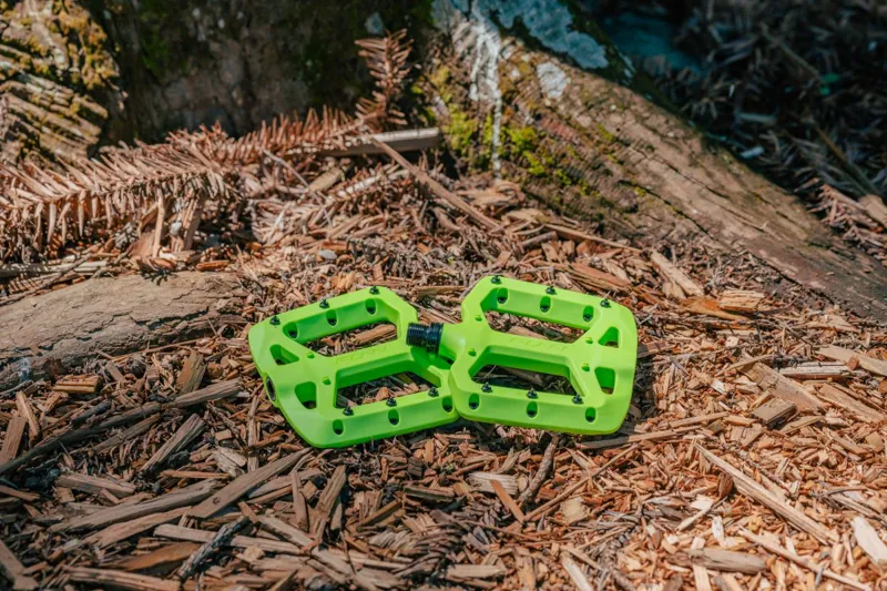 Funn Taipan MTB Enduro Trail XC Flat Pedals GRP Green-2