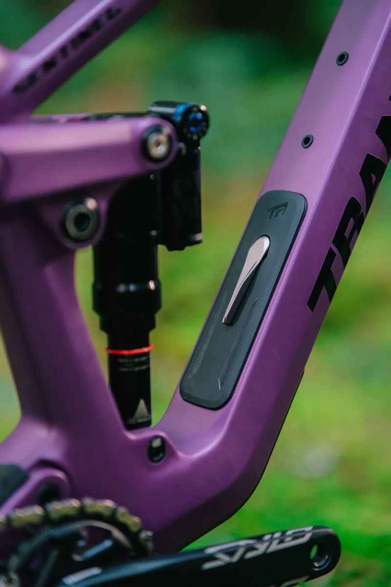 Transition Sentinel V3 Carbon MTB Complete Bike XT Deep Purple-5