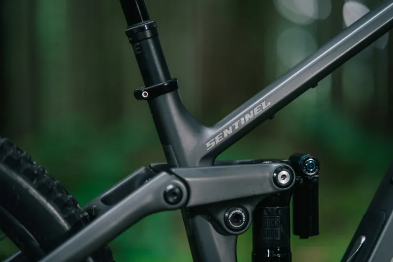 Transition Sentinel V3 Carbon MTB Complete Bike XT Di2 Graphite Grey-1