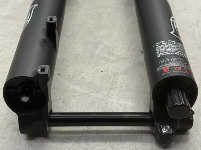 Fox 38 Performance Elite 170mm 29 - ExDisplay-3
