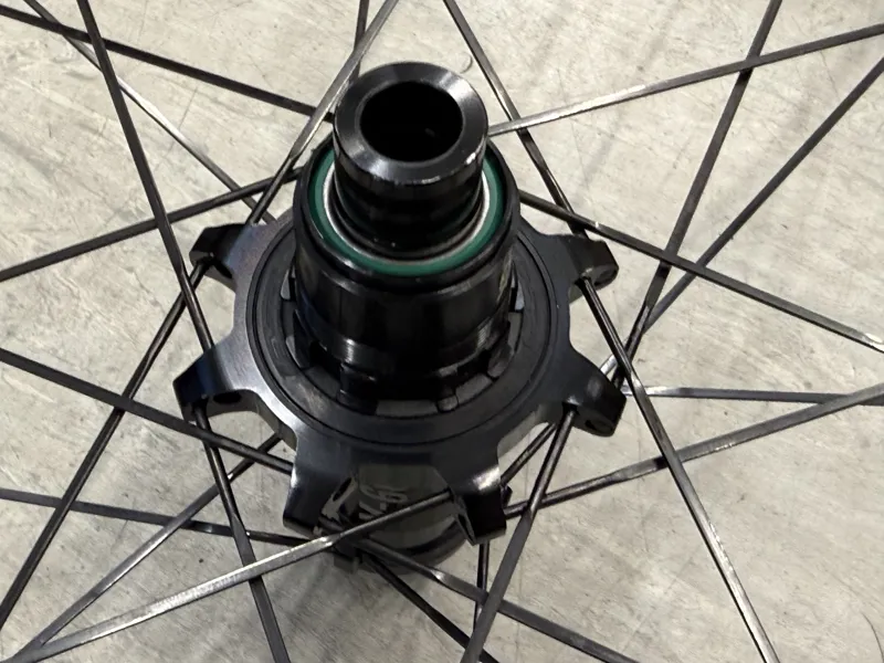 Vision SC 60 i23 Disc Carbon Wheelset tubeless ready xdr 12 - ExDisplay-13