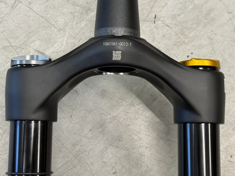 2024 Marzocchi 36 Bomber Z1 - 29 - 170 -  GRIP - 197mm steerer-3