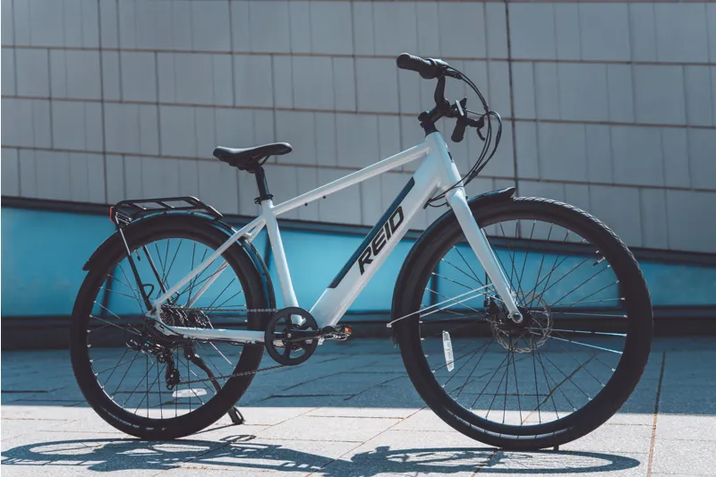 Reid Pulse SO 7 Speed 700C Commuter Ebike in Cool Grey-4