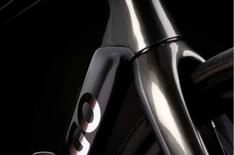 Colnago V4 Disc 2025 Complete Carbon Road Bike Vision SC45 Wheels Ultegra Di2 12s VDDK-2