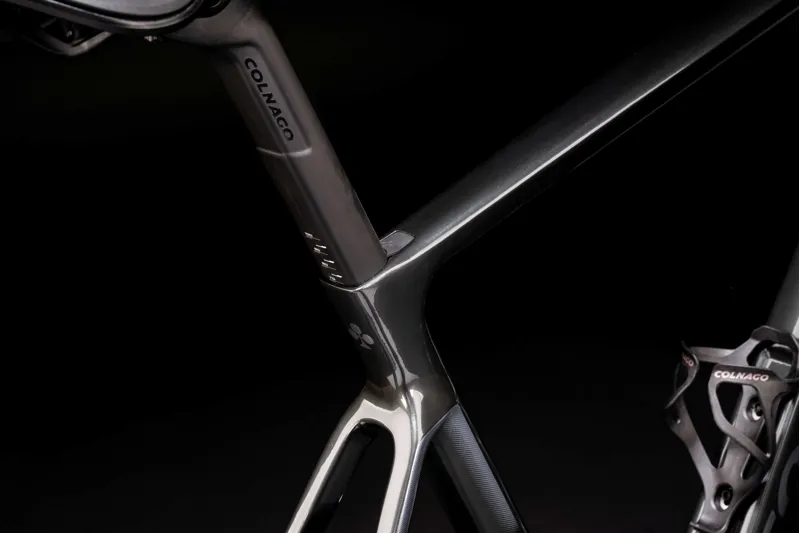 Colnago V4 Disc 2025 Complete Carbon Road Bike Vision SC45 Wheels Ultegra Di2 12s VDDK-3