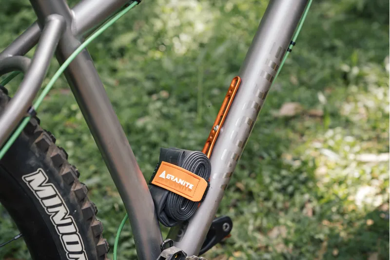 Granite Portaledge XE Light Weight Bottle Cage Frame Strap Storage System Orange-9