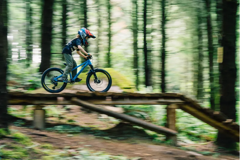 Transition Bandit Hardtail 20 inch Kids Complete Bike Raw Alloy One Size-12