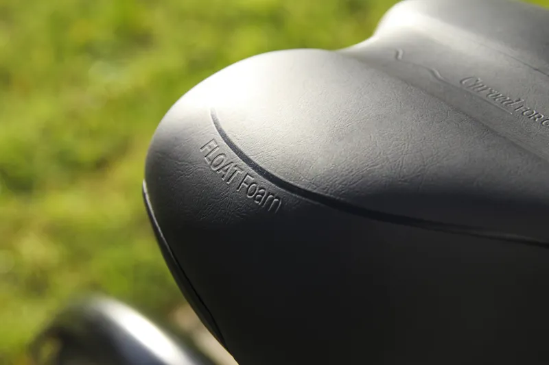 BBB Meander Upright Unisex Urban/E-Bike Saddle 225mm Black BSD-94-5