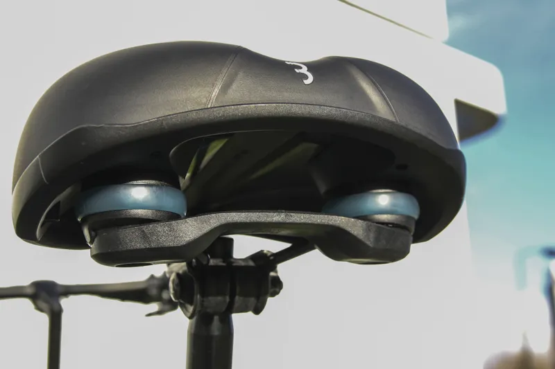 BBB Meander Upright Unisex Urban/E-Bike Saddle 225mm Black BSD-94-7