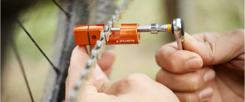 Granite STASH Hidden Handlebar Chain Tool Splitter Black-5