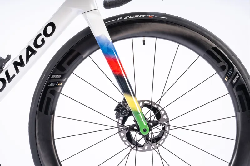 Colnago V5rs Disc 2025 Complete Carbon Road Bike with Dura Ace 12 Speed Di2 VRWC-5