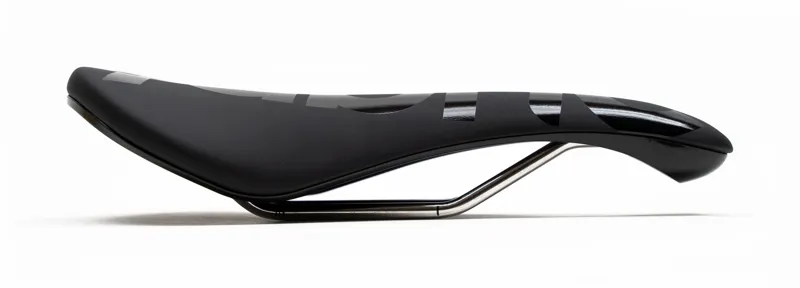 Fabric Scoop Race Team Radius Saddle with Ti Rails  Black FSD-13 -1